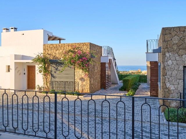 Yenierenköy Yalusa Home Sitesinde Deniz Manzaralı Satılık 1+1 - Fotoğraf 1