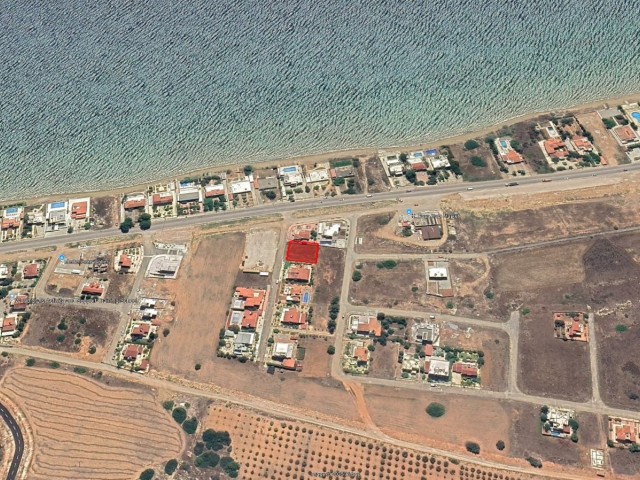 İskele Dokuz Evlerde %50 İmarlı 540 m2 Satılık Arsa - Fotoğraf 3