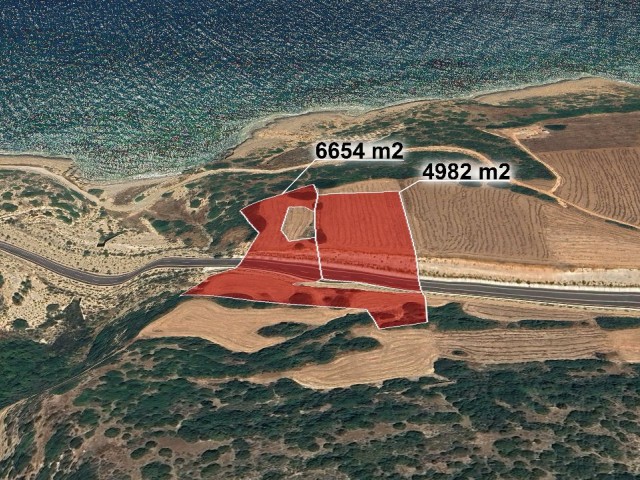 Girne Çevre Yolu Üzerinde Denize Sıfır Çok Uygun Fiyata Satılık Arazi - Fotoğraf 1