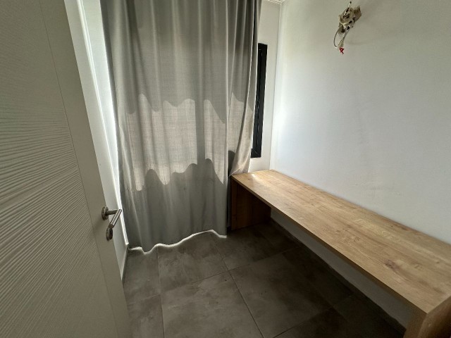 Yenişehir de Kiracıları İçinde Ful Esyaları İle Birlikte Komple Satılık Bina - Fotoğraf 4