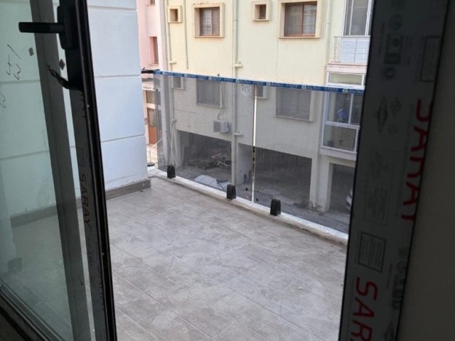 2+1 Satılık Mağusa Çanakkale Sıfır Daire - Fotoğraf 1