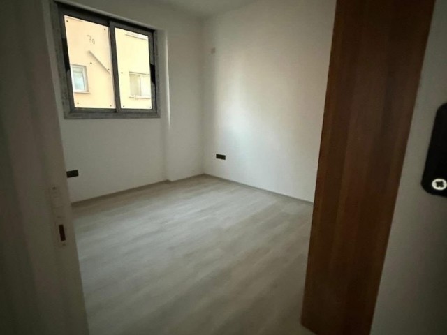 2+1 Satılık Mağusa Çanakkale Sıfır Daire - Fotoğraf 3