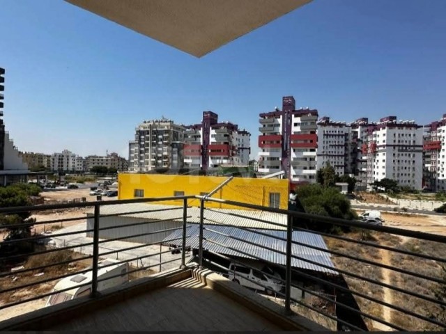 Satilik eşyali 2+1 daire sakarya magusa - Fotoğraf 1