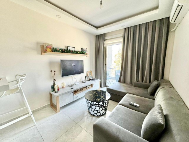 Yukarı Girne'de Satılık 1+1 Lüx Daire Nusmar Bölgesi