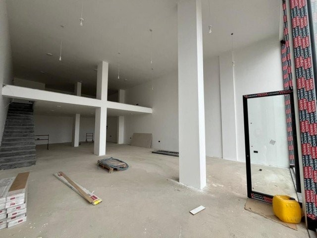 Alsancak’ta Satılık Dükkan – 360,000 Stg - Fotoğraf 2