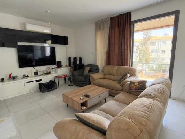 Lefkoşa Marmara Bölgesinde 3+1, 110m2, Asansörlü Satılık Apartman Dairesi - Fotoğraf 4