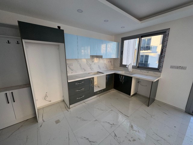 Girne, Alsancak’ta 2+1, 75m2 Modern Tasarıma Sahip, Satılık Apartman Daireleri - Fotoğraf 2