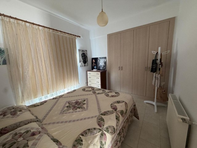 Lefkoşa Gönyeli’ de Geniş Bahçeli Masrafsız, 3+1, 200m2, Türk Malı Satılık Villa - Fotoğraf 4