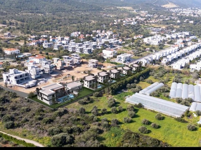 Girne Edremit’te 4+1, 250m2, Muhteşem Konumda Satılık Özel Havuzlu Villalar - Fotoğraf 2
