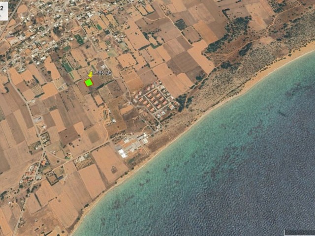 İskele Kumyalı’ da Denize 550 Metre Mesafede 1.785m2 İmara Açık Satılık Arsa - Fotoğraf 1