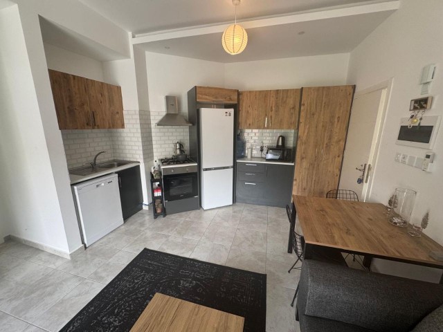 Girne Alsancak’ ta 1+1, 65m2, Havuzlu Sitede Satılık Apartman Dairesi - Fotoğraf 4