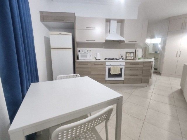 Girne Karaoğlanoğlu'nda 1+1, 65m2, Zemin Kat Satılık Apartman Dairesi