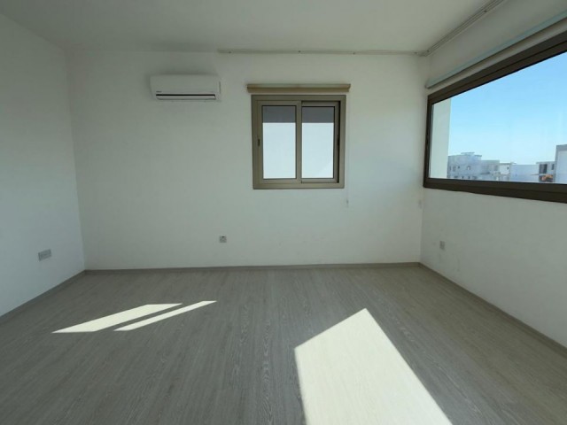 Lefkoşa Yenikent’ te 3+1, 200m2, Bahçeli, Türk Malı Satılık Müstakil Muhteşem Fırsat Villa