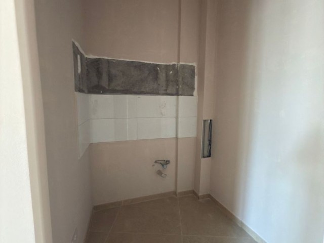 Lefkoşa Mahkemer Yanında Yenilenmiş Ofis Binası