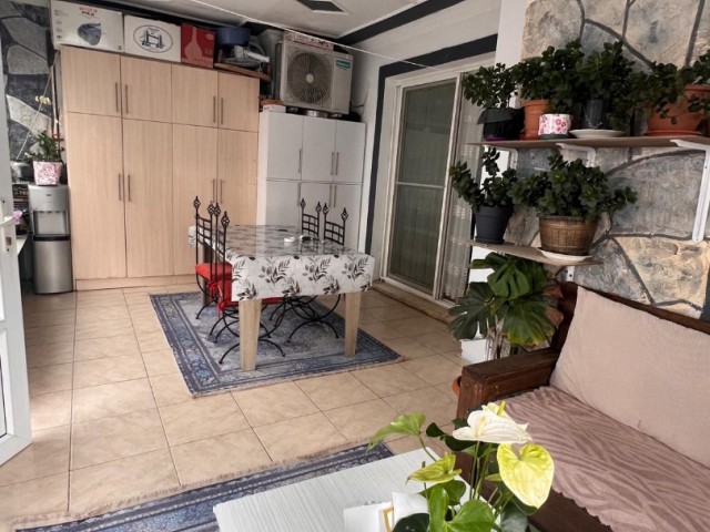 Girne Lapta'da fırsat fiyata geniş 2+1 SATILIK DAİRE - Fotoğraf 3