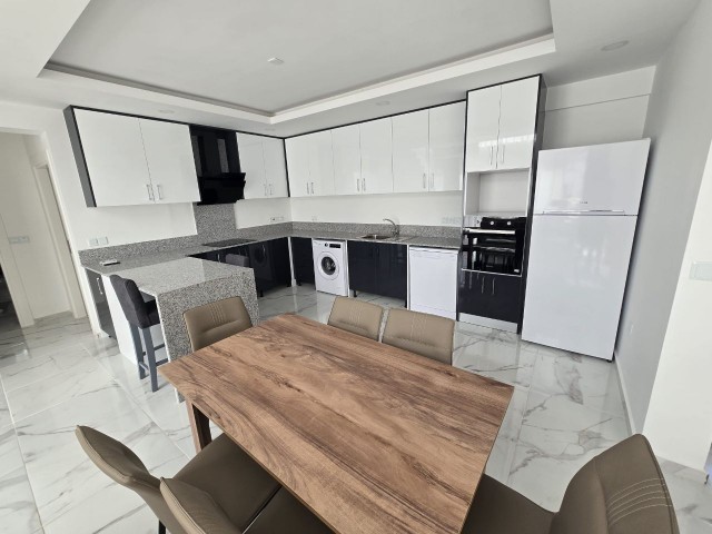 Girne Doğanköy'de havuzlu nezih site içerisinde SATILIK DUBLEKS (LOFT) 4+1 LÜKS DAİRE - Fotoğraf 3
