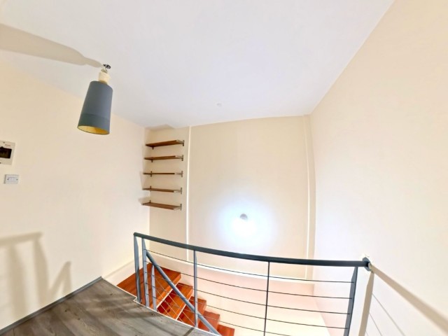 Lefkoşa köşklüçiflik de satılık Türk malı 3+1 Dubleks daire - Fotoğraf 2