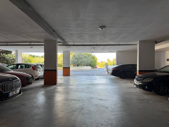 Girne Merkezde Satılık Sıfır 2 Yatak Odalı, 2 Banyolu Asansörlü Daire - Fotoğraf 3