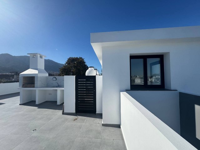 Girne Alsancak’ta Satılık 2 Yatak Odalı Bahçeli Daireler ve Penthouse