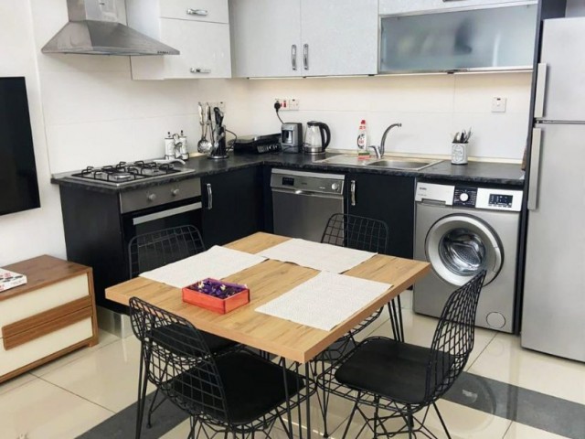 Resale  Full Eşyalı : Girne, Lapta'da Satılık 2+1 Dubleks Daire – Havuzlu Site İçerisinde