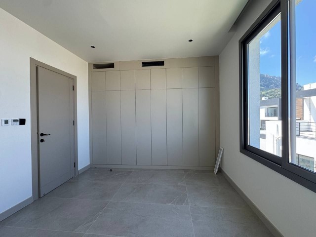 Girne Lapta’da Satılık Sıfır 3+1 Lüks Villa | Deniz & Dağ Manzaralı | Özel Havuzlu | Son 2 Villa - Fotoğraf 2