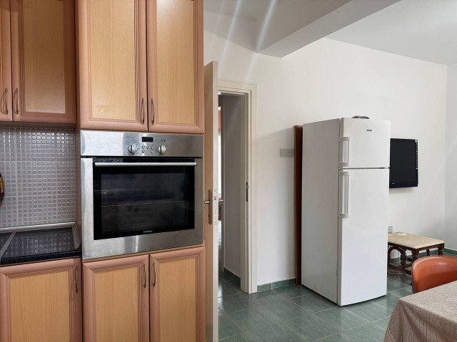 Girne, Karaoğlanoğlu’nda Satılık Full Eşyalı 1+1 Bahçeli Daire ve 1+1 Penthouse | Denize 100 metre Mesafede