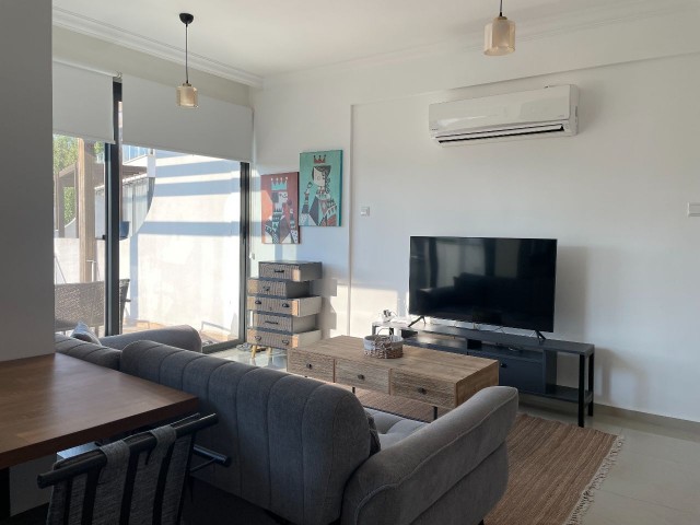 Gizli Bahçeli Tam Eşyalı 1 Yatak Odalı Daire | Alsancak, Girne