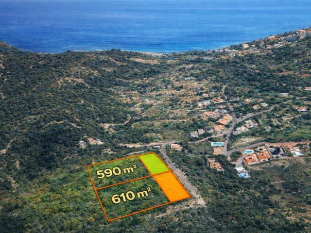 Girne Karmi Bölgesinde Kapanmaz Deniz ve Dağ Manzaralı Villa Yapımına Uygun Satılık Arsa - Fotoğraf 1