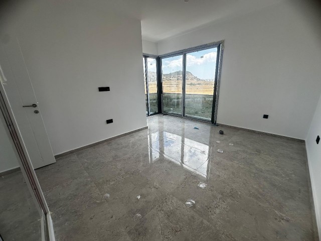 İskele Yarköy’de Denize Yakın Sıfır 3+1 İkiz Villa