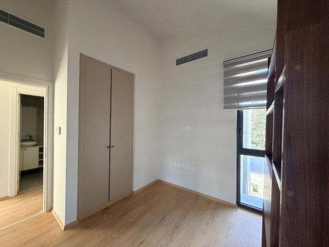 İkiz villa 2+1 225,000 stg 3+1 317,000 stg Başalayn fiyat - Fotoğraf 1