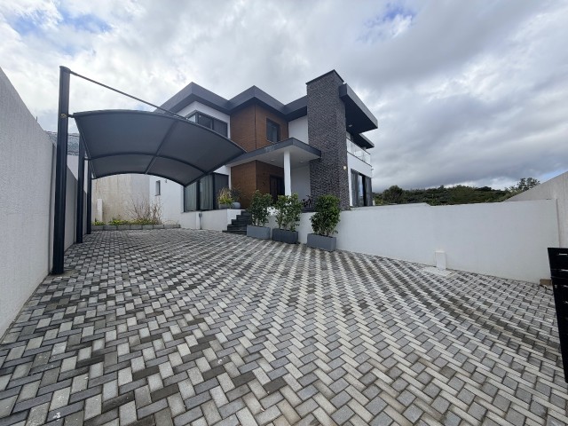 Girne Zeytinlik'te 4 Yatak Odalı Ful Eşyalı Villa Satılık! - Fotoğraf 3