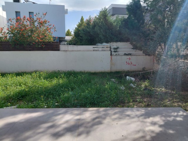 Yenikent Bölgesinde Satılık 3+1 İkiz Villa - Fotoğraf 4