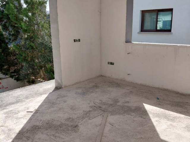 Yenikent Bölgesinde Satılık 3+1 İkiz Villa - Fotoğraf 4