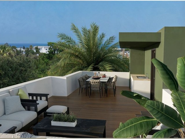 Kıbrıs Girne Denize Yurume Mesafesinde Satılık 4+1 Lüks Villa.