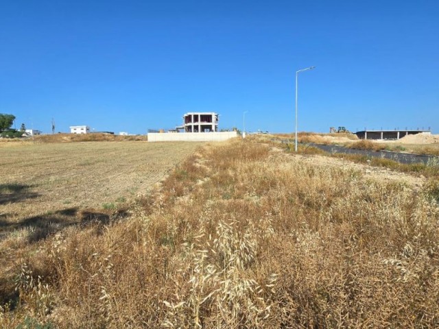 Gazimağusa Mutluyaka’da Yatırımın Altın Anahtarı: 621,20 m² Satılık Arsa
