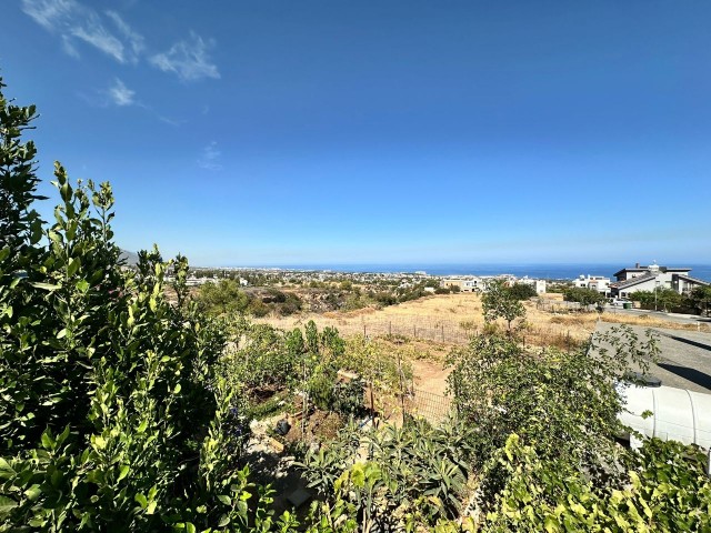 Kıbrıs Girne Çatalköy'de Ortak Havuzlu Site İçerisinde Satılık Full Eşyalı İkiz Villa - Fotoğraf 3