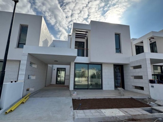 Girne Alsancak'ta Satılık Modern İkiz Villa!Sadece 60% ödeyerek kalanı 10 yıllık taksitle ödeyebileceğiniz bu fırsatı kaçırmayınız - Fotoğraf 4