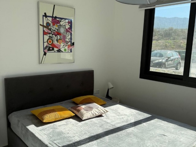 🏡 Esentepe, Girne’de Satılık 1+1 Daire – Denize Yürüme Mesafesinde Geniş Teraslı!