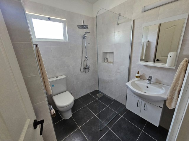 Girne/çatalköy'de Ortak Havuzlu Site İçerisinde Satılık 2+1 Eşyalı Daire - Fotoğraf 2