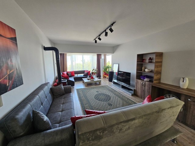 Girne/çatalköy'de Ortak Havuzlu Site İçerisinde Satılık 2+1 Eşyalı Daire - Fotoğraf 3