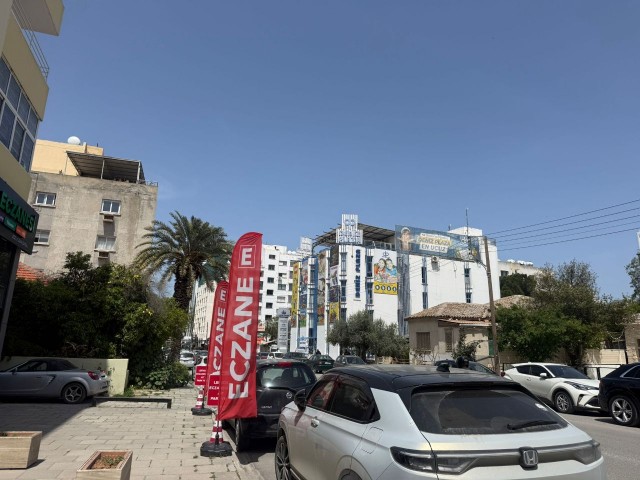 Yenişehir’in Göbeğinde – Ticari İzinli 2+1 Satılık Fırsat Daire / Ofis - Fotoğraf 1