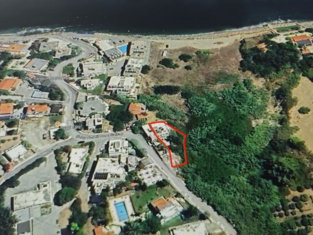 GİRNE/KARAKUM'DA SATILIK ARSA