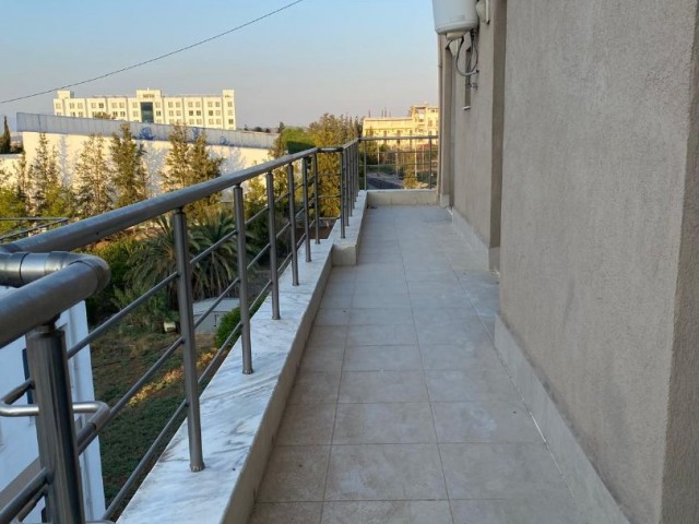 LEFKE/ GEMİKONAĞI – SATILIK DENİZ MANZARALI 2+1 PENTHOUSE DAİRE