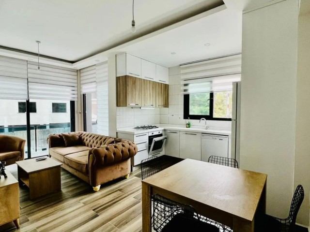 Girne Merkez – Avangart Sitesi Satılık 1+1 Ticari İzinli Daire - Fotoğraf 3