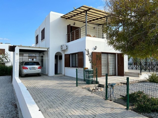 Gazimağusa Tatlısu – Denize 400 Metre Satılık 4+1 Müstakil Villa - Fotoğraf 2