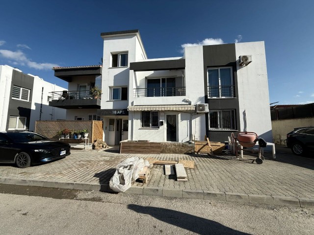 Lefkoşa Gönyeli Merkez'de 2+1 Satılık Daire | Türk Malı | Full Eşyalı | Yatırımlık - Fotoğraf 3