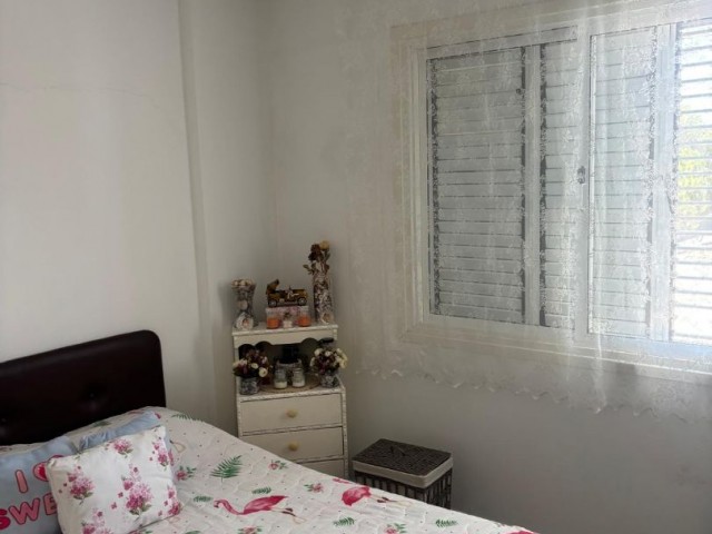 Girne Merkez – Vergi Dairesi Yakını Satılık 3+1 Daire | Eşdeğer Koçan - Fotoğraf 3