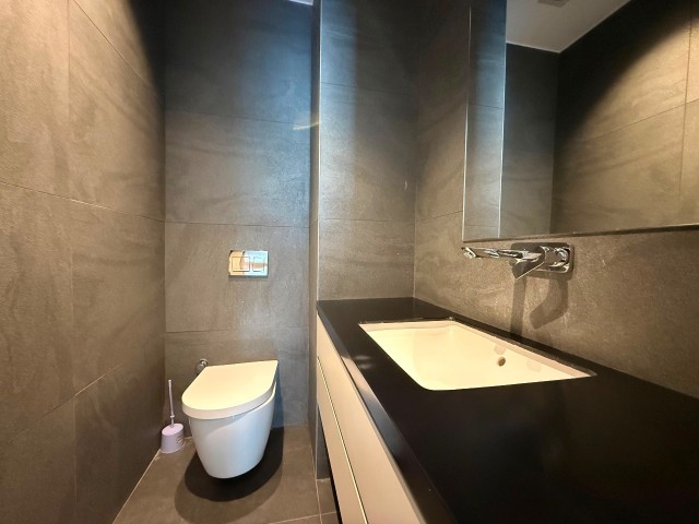 Girne Doğanköy'de Satılık Türk Koçanlı 3+1 Full Deniz ve Dağ Manzaralı Penthouse Daire - Fotoğraf 3