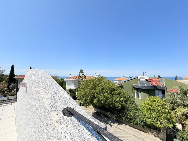Girne Karaoğlanoğlu’nda Satılık Ortak Havuzlu Site İçerisinde 2+1 Villa - Fotoğraf 2