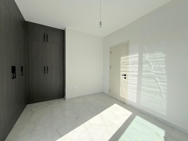 Ozanköy'de Anayola Yakın Satılık Sıfır 3+1 Özel Havuzlu Villa - Fotoğraf 1